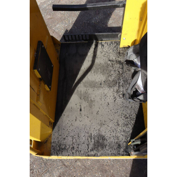 2019 Yale MO10E AC-46409560