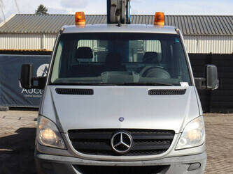 2013-mercedes-benz-sprinter-1439204-46409583