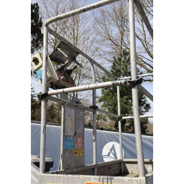 2013 Mercedes-Benz SPRINTER-46409606