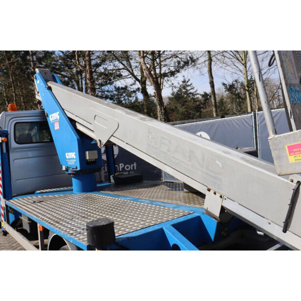 2013 Mercedes-Benz SPRINTER-46409610