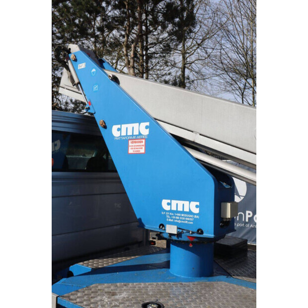 2013 Mercedes-Benz SPRINTER-46409611