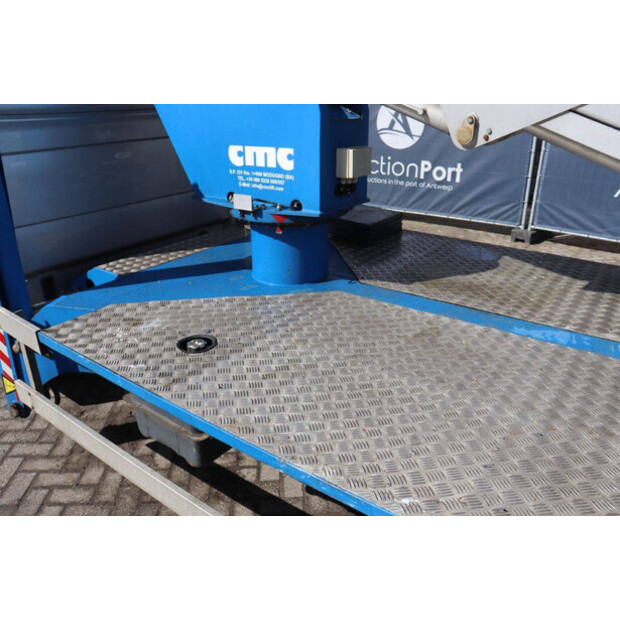 2013 Mercedes-Benz SPRINTER-46409615