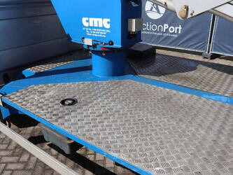 2013-mercedes-benz-sprinter-1439204-46409615