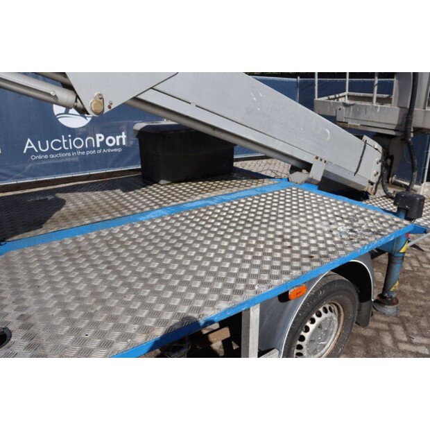 2013 Mercedes-Benz SPRINTER-46409616