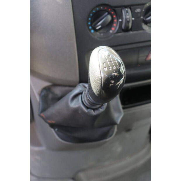 2013 Mercedes-Benz SPRINTER-46409623