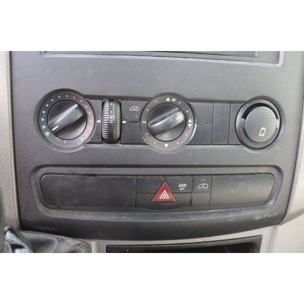 2013 Mercedes-Benz SPRINTER-46409625