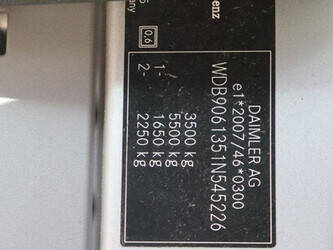 2013-mercedes-benz-sprinter-1439204-46409632