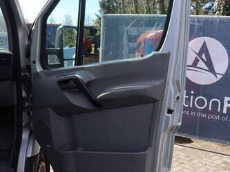 2013-mercedes-benz-sprinter-1439204-46409633