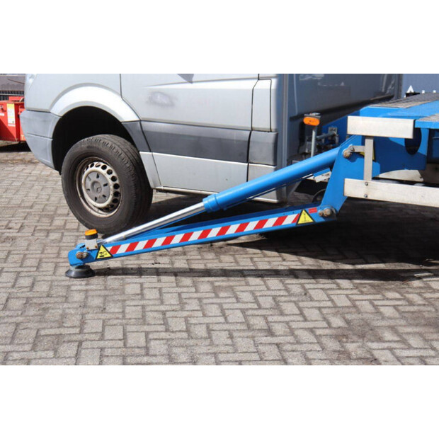 2013 Mercedes-Benz SPRINTER-46409644