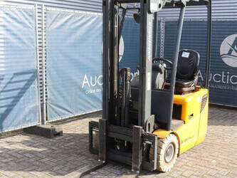 2004-jungheinrich-efg-110k-46409656