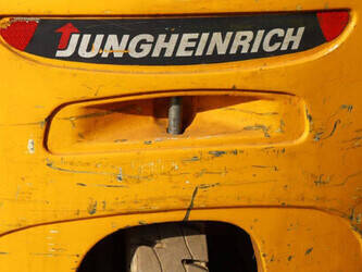 2004-jungheinrich-efg-110k-46409664