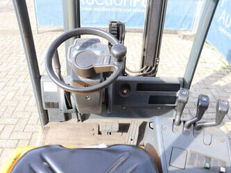 2004-jungheinrich-efg-110k-46409665