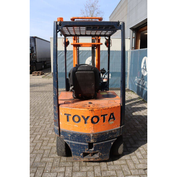 2000 تويوتا 4FB20-46409701