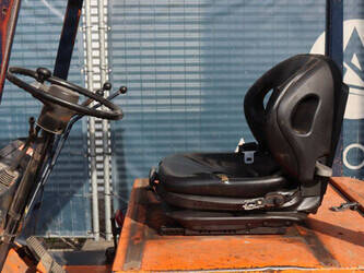 2000-toyota-4fb20-1439207-46409715