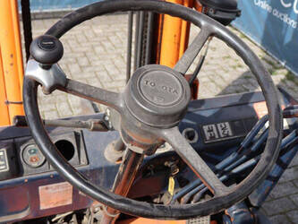 2000-toyota-4fb20-1439207-46409719