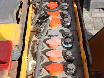 2006-jungheinrich-ece-220-1439208-46409748