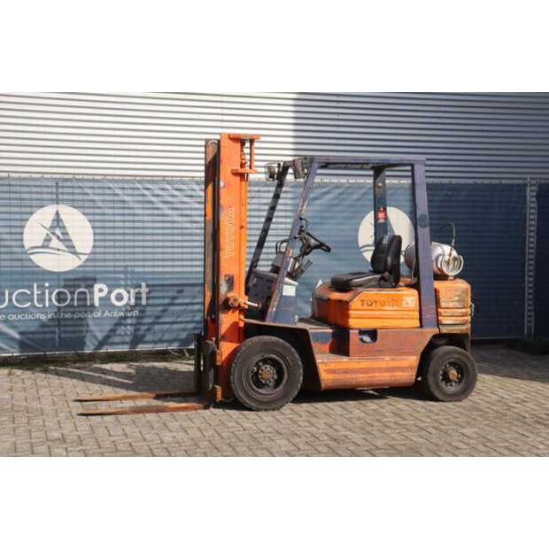 1989 Toyota 42 5F GF 20-46409750