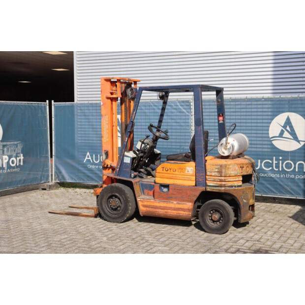 1989 Toyota 42 5F GF 20-46409752