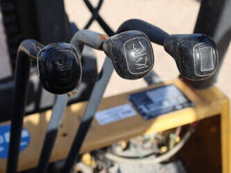 2002-caterpillar-gc45k-1439211-46409841