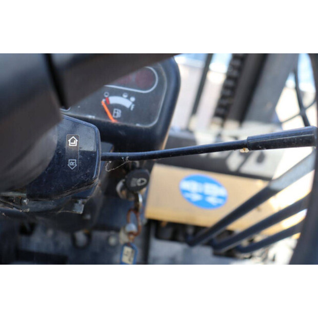 2002 Caterpillar GC45K-46409844