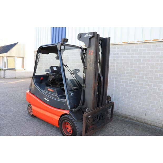 2003 Linde E30-02-46409942