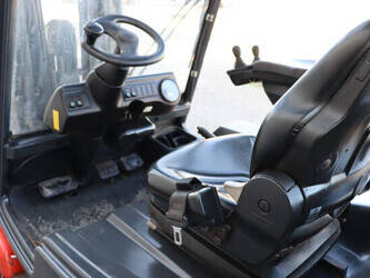 2003-linde-e30-02-1439214-46409943