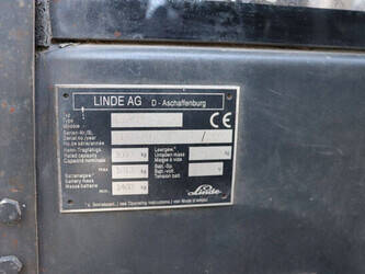 2003-linde-e30-02-1439214-46409951