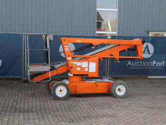 Image for ARTICULATED BOOM LIFTS 2015 Niftylift HR12NE for Sale in United Arab Emirates