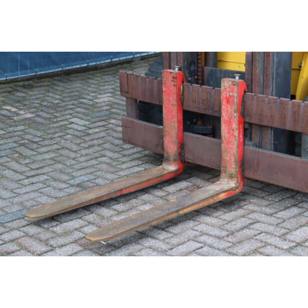 2001 Heden 4460-46409985