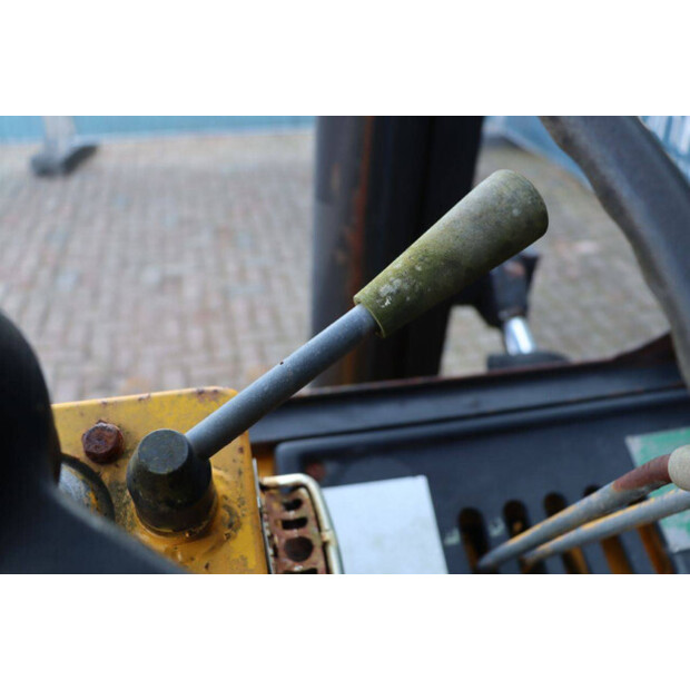 2001 Heden 4460-46410000