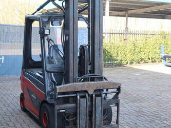 2013-linde-e25-01-1439217-46410014