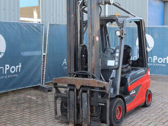 2013-linde-e25-01-1439217-46410016