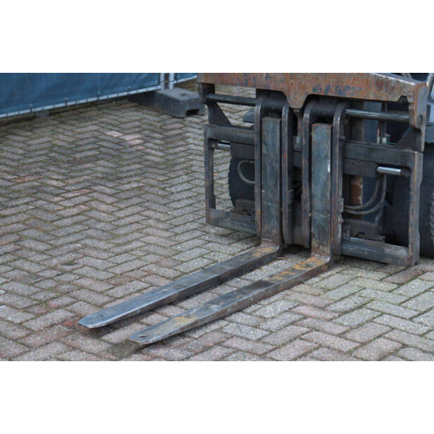 2013 Linde E25-01-46410017