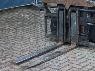 2013-linde-e25-01-1439217-46410017