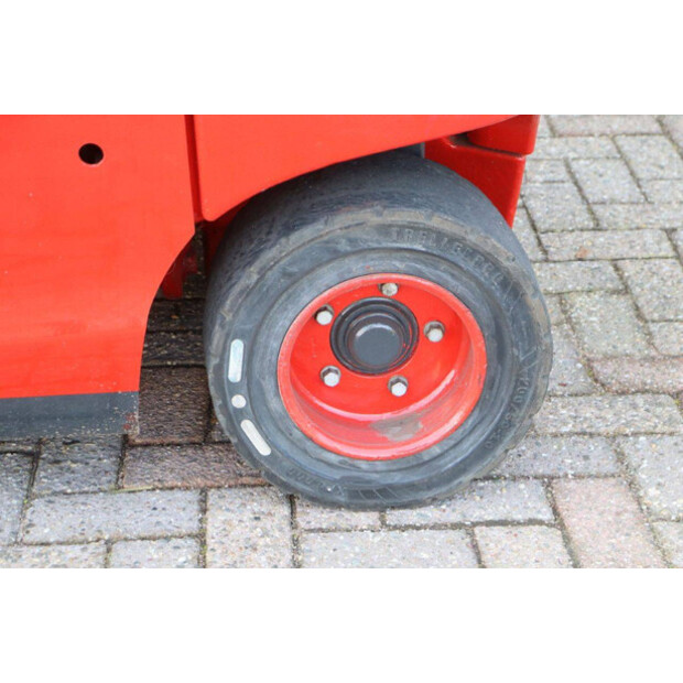 2013 Linde E25-01-46410022