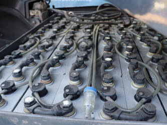 2013-linde-e25-01-1439217-46410039