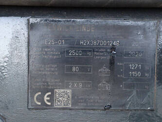 2013-linde-e25-01-1439217-46410040