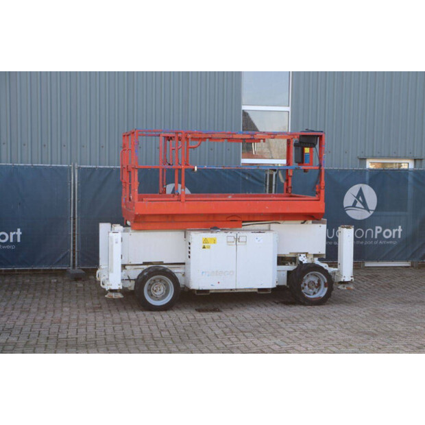 2012 Genie GS-2669-46410105