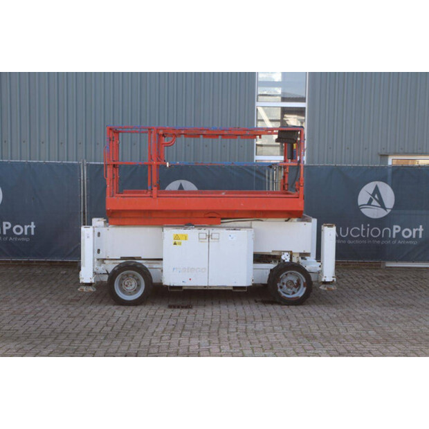 2012 Genie GS-2669-46410106