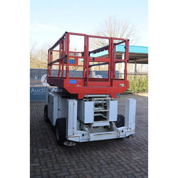 2012 Genie GS-2669-46410111