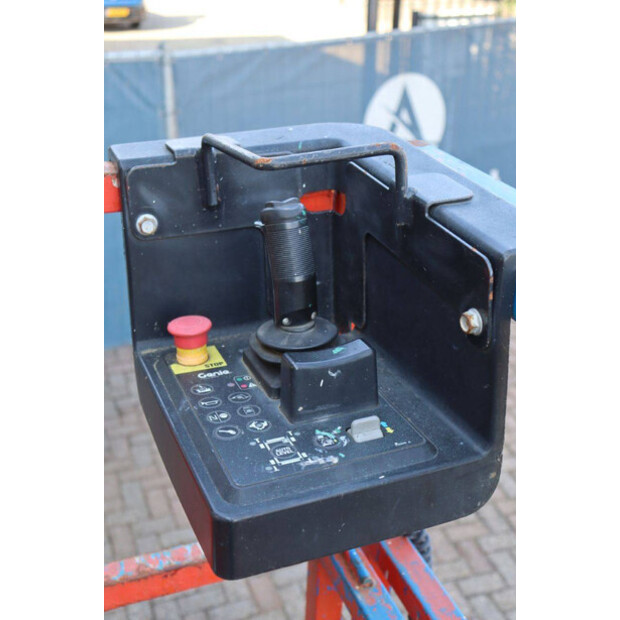 2012 Genie GS-2669-46410127