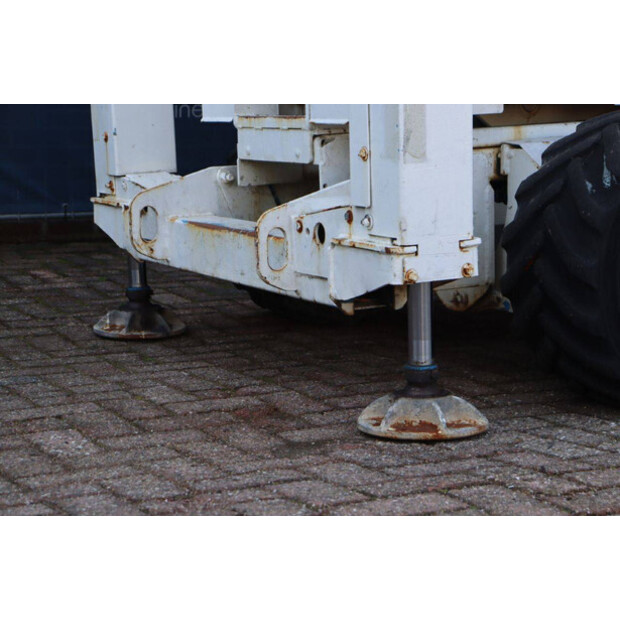 2012 Genie GS-2669-46410128