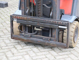 2013-linde-e16h-01-1439224-46410265