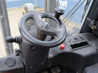 2013-linde-e16h-01-1439224-46410277