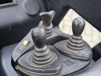 2013-linde-e16h-01-1439224-46410284