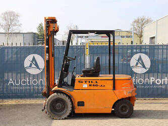 1989-still-r60-35-1439225-46410295