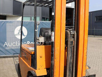 1989-still-r60-35-1439225-46410300