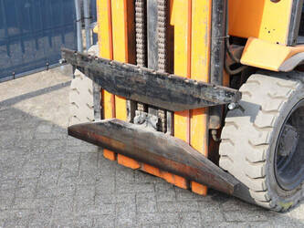 1989-still-r60-35-1439225-46410304