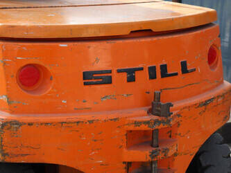 1989-still-r60-35-1439225-46410308