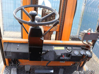 1989-still-r60-35-1439225-46410311